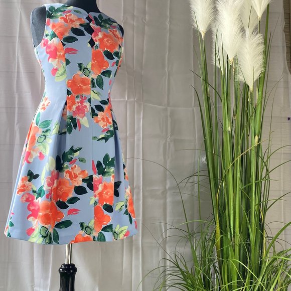 Vince Camuto short dress - Picture 4 of 6